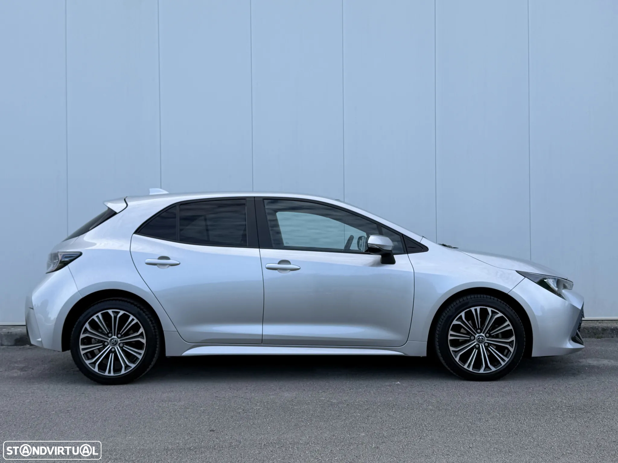 Toyota Corolla 1.8 Hybrid Comfort+P.Sport - 21