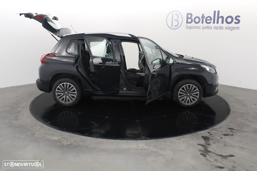 Peugeot 2008 1.2 PureTech Allure - 16