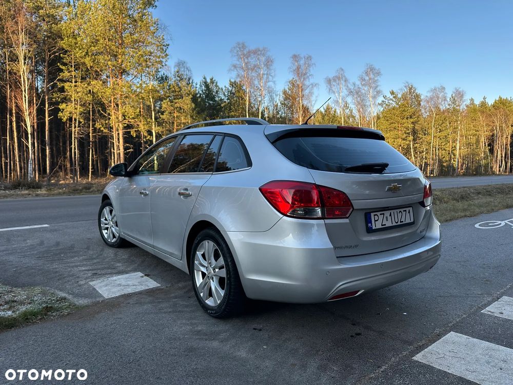 Chevrolet Cruze 1.7 D LT+ - 4