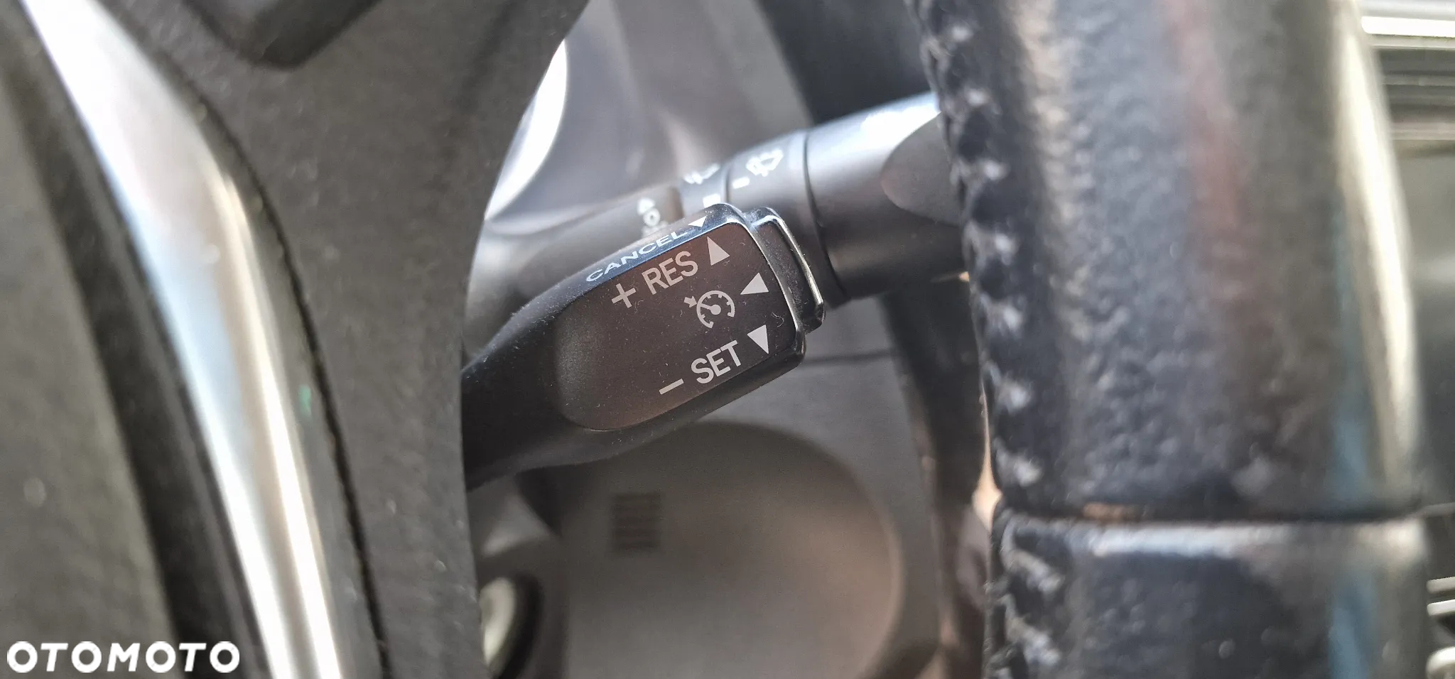 Toyota Corolla 1.6 Premium - 8