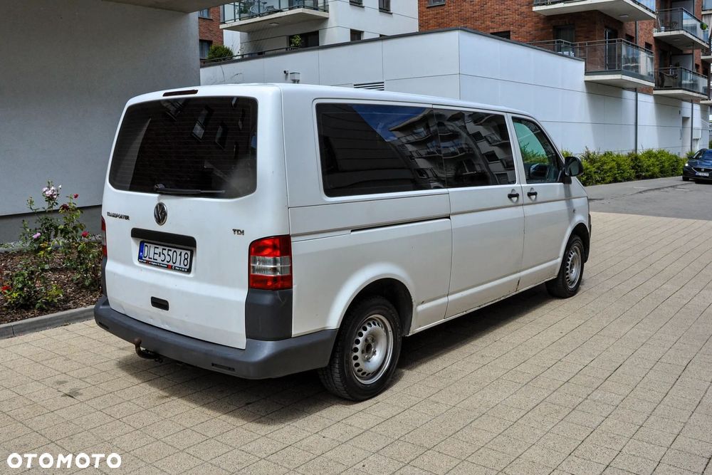 Volkswagen Transporter - 4