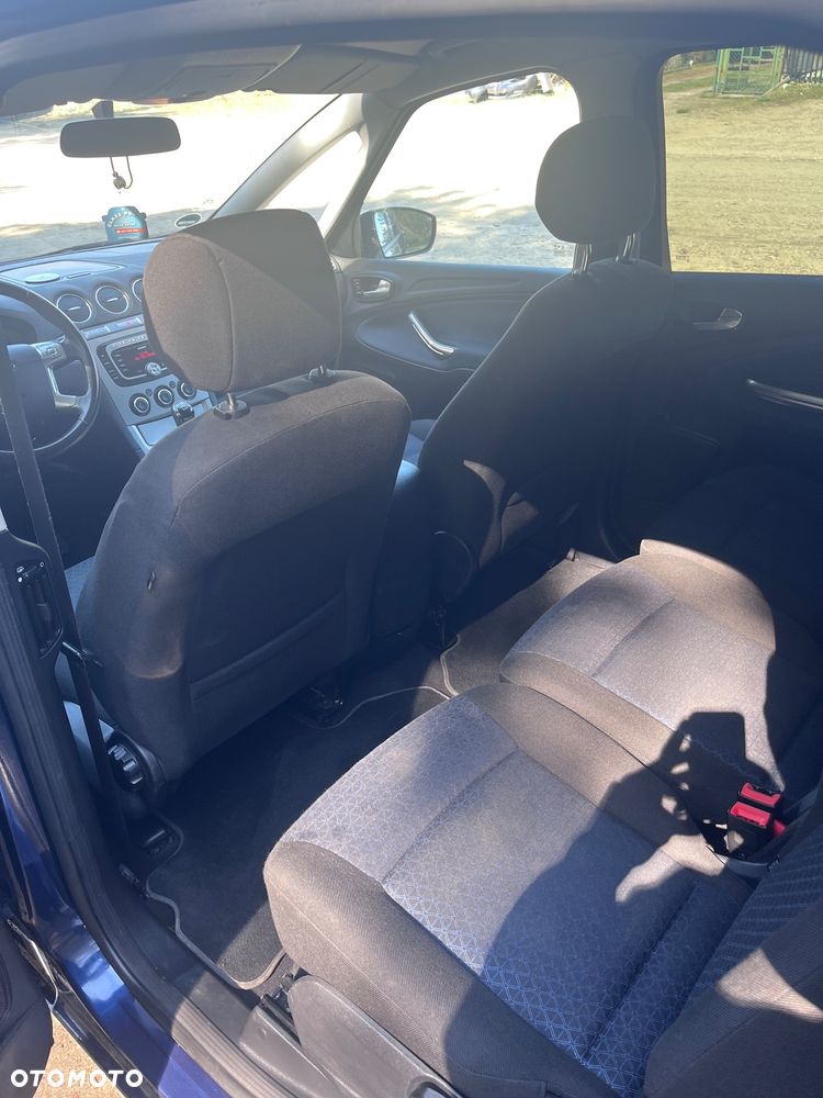 Ford S-Max 2.0 TDCi DPF Titanium - 13