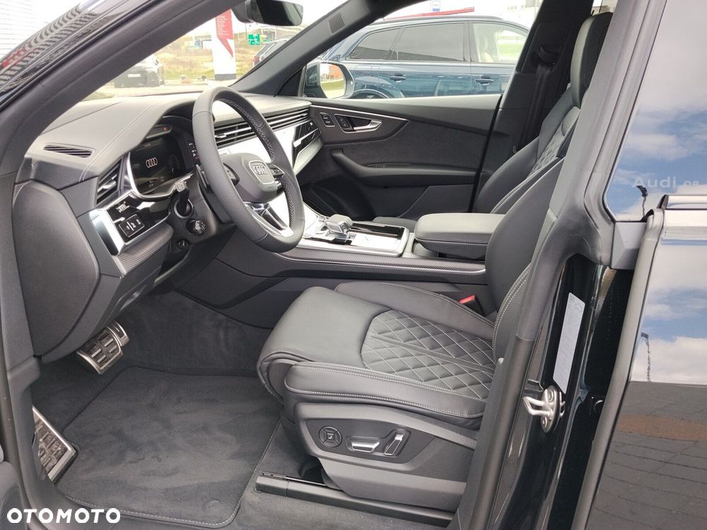 Audi Q8 - 13