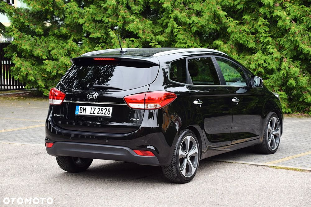Kia Carens 1.7 CRDi XL 7os - 21