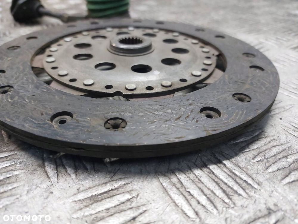 KOŁO DWUMASOWE + TARCZA + DOCISK + ŁOŻYSKO OPOROWE VOLVO V40 I 9181056-B - 8