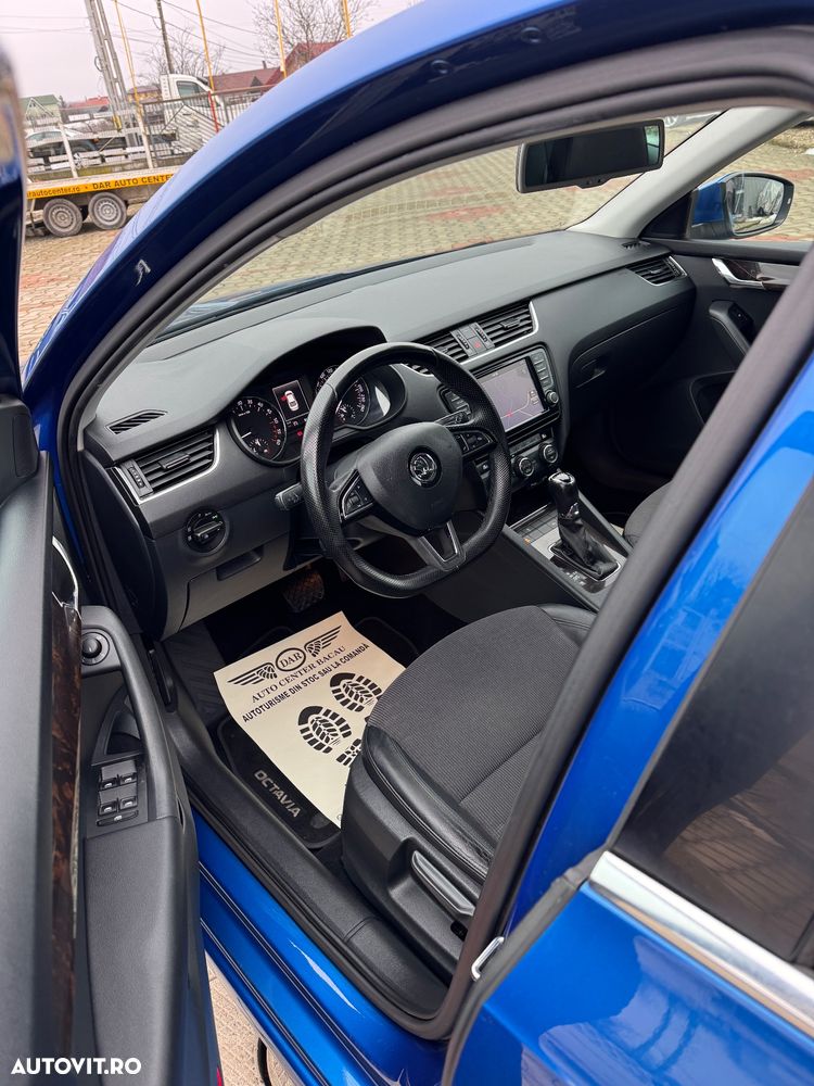 Skoda Octavia 1.6 TDI DPF DSG Sport Edition - 11