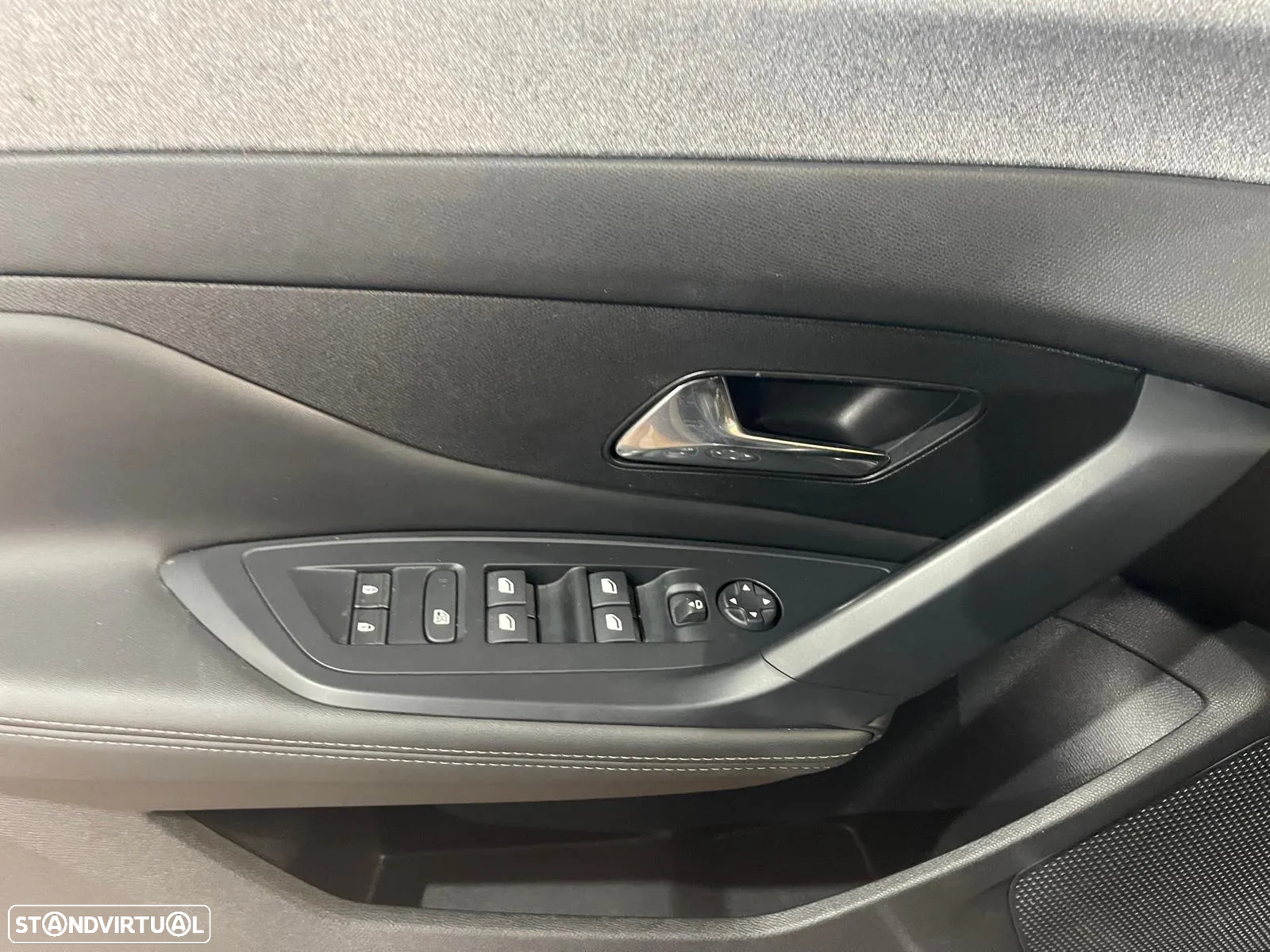 Peugeot 308 1.2 PureTech Allure - 45