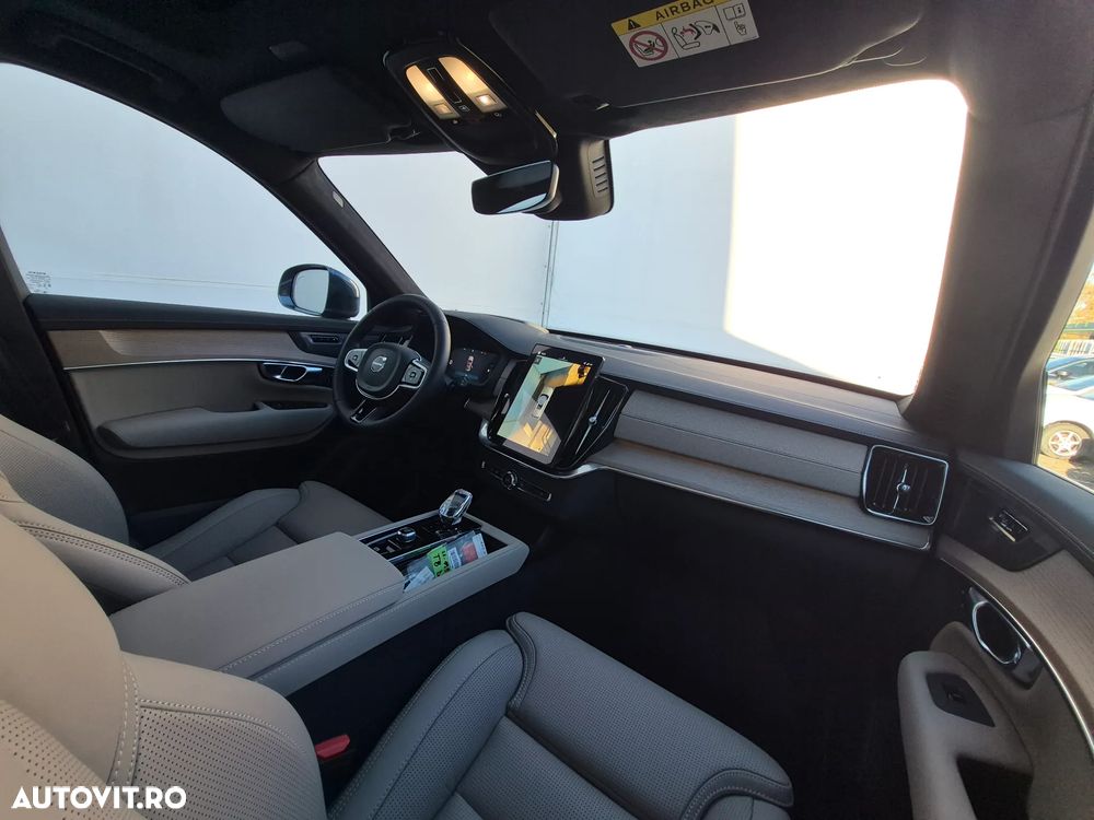 Volvo XC 90 T8 AWD PHEV Ultra Bright - 17