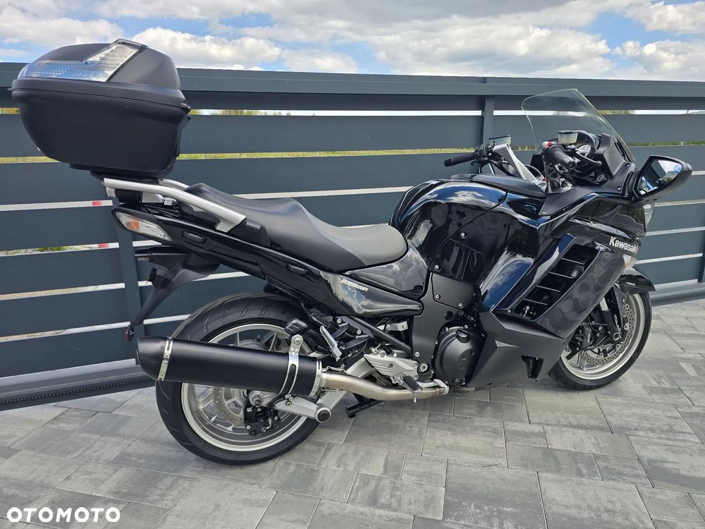 Kawasaki GTR - 5