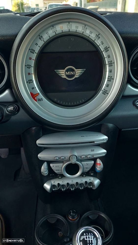MINI 3 Portas Cooper D - 12