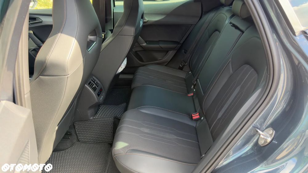 Cupra Formentor 1.4 e-Hybrid VZ DSG - 11