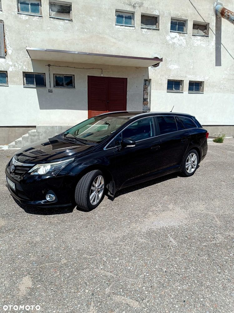 Toyota Avensis - 4