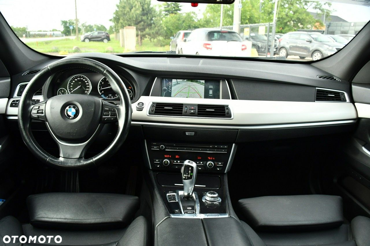 BMW 5GT 535i Gran Turismo - 35