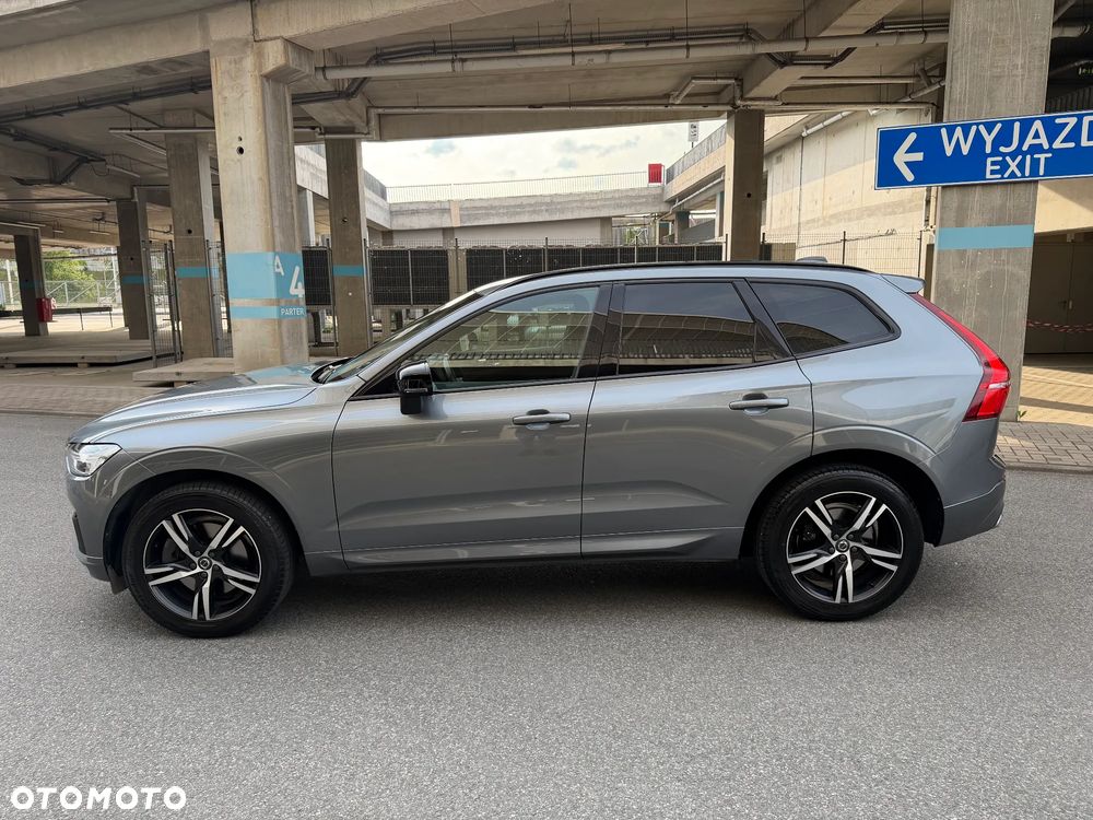 Volvo XC 60 B4 D AWD R-Design - 4