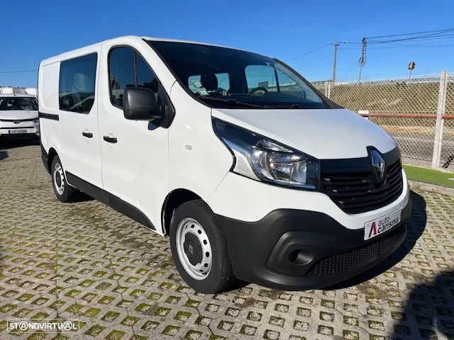 Renault TRAFIC 6lug. 120cv - 3