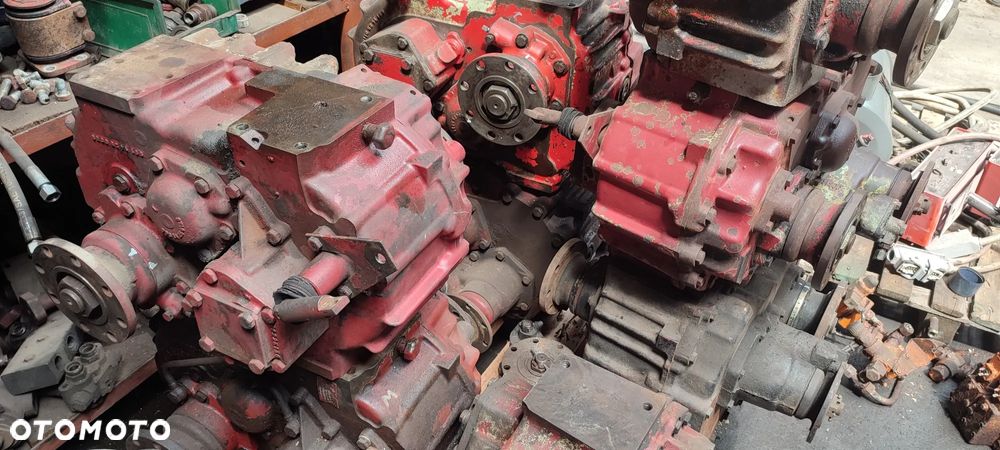 Steyr  Man reduktor kabina części - 2