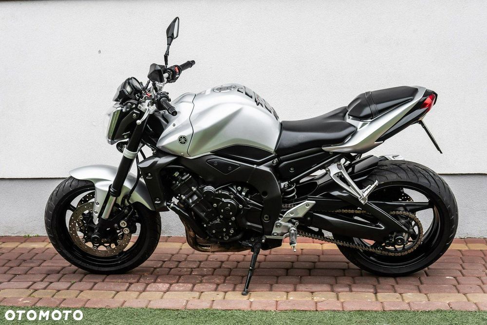 Yamaha FZ - 5