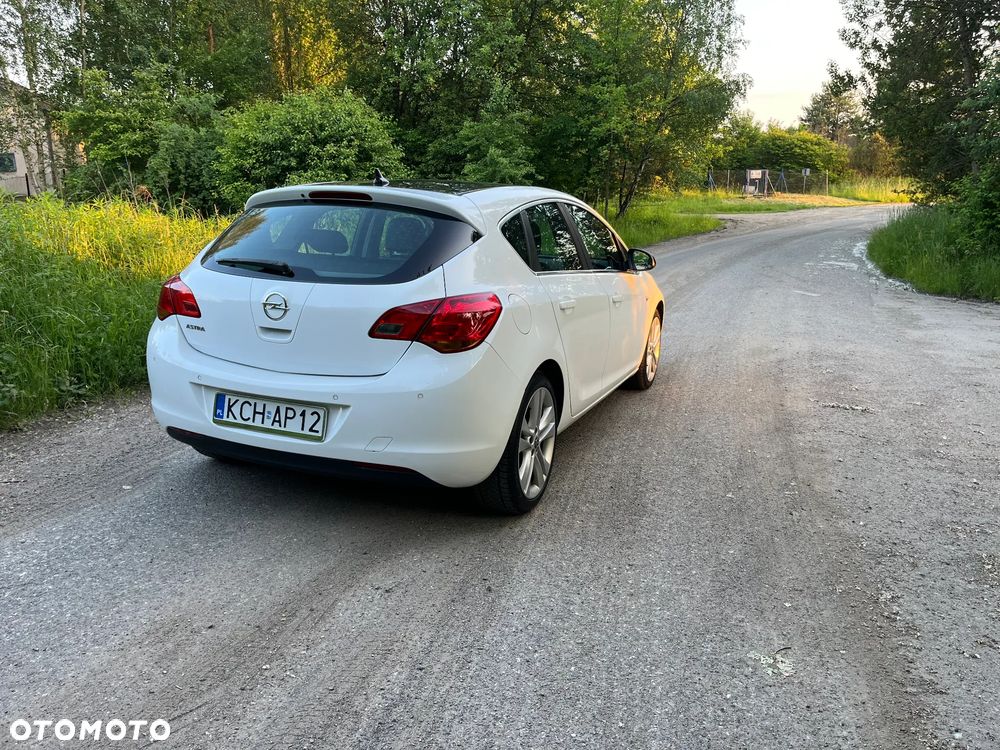 Opel Astra 1.6 Easytronic Cosmo - 5