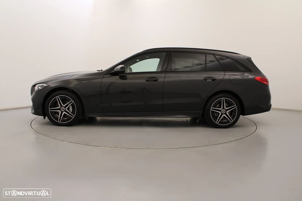 Mercedes-Benz C 300 de AMG Line - 12