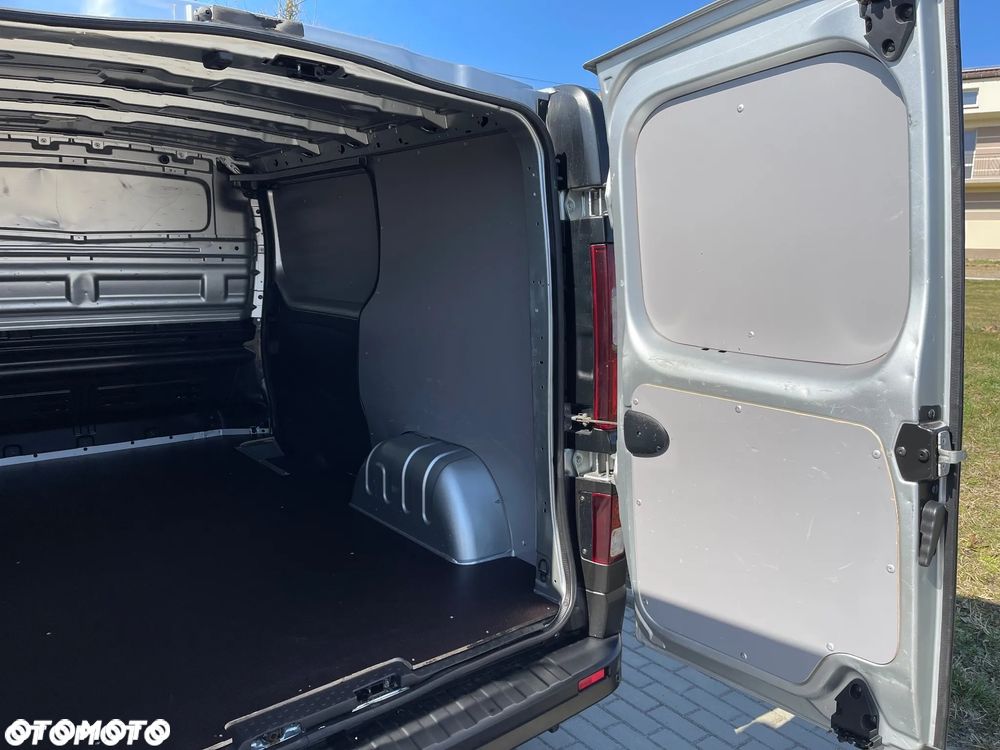 Opel Vivaro - 40