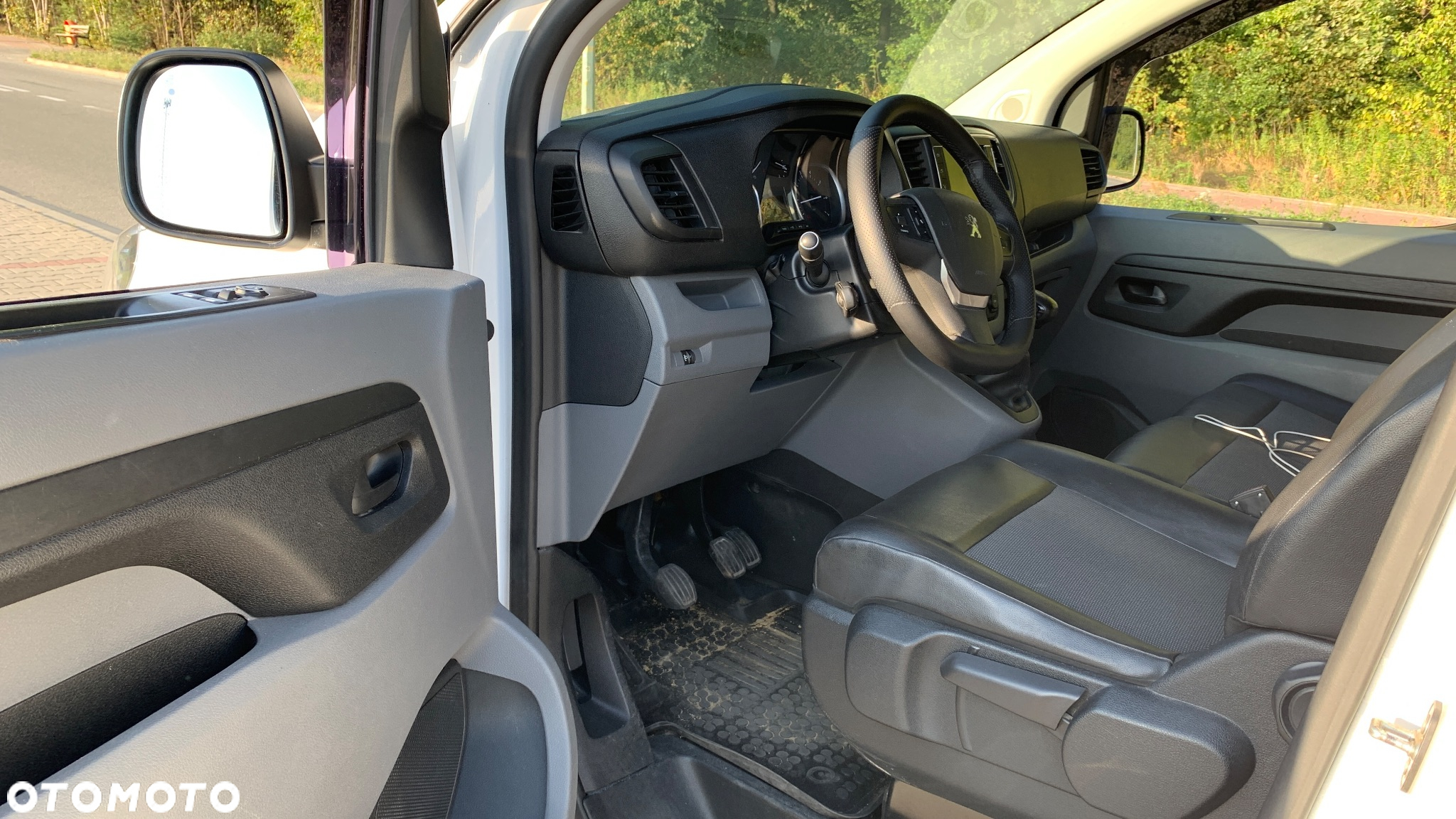Peugeot Peugeot Expert III 2.0 BlueHDi 150 KM 2017, CarPlay, Felgi Aluminiowe - 6