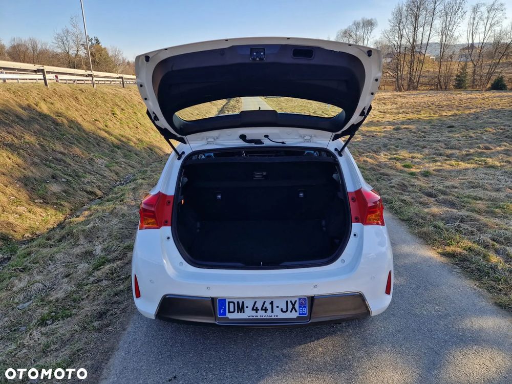 Toyota Auris - 5