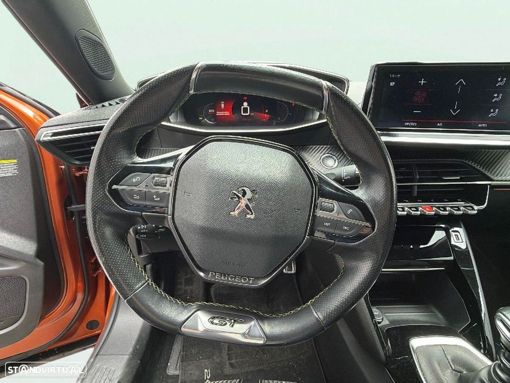 Peugeot 2008 1.2 PureTech GT Line - 9