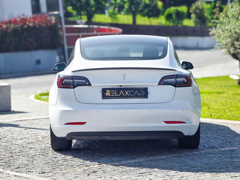 Tesla Model 3 Standard Range Plus RWD - 24