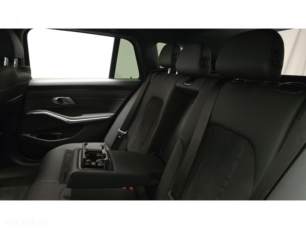 BMW Seria 3 - 23