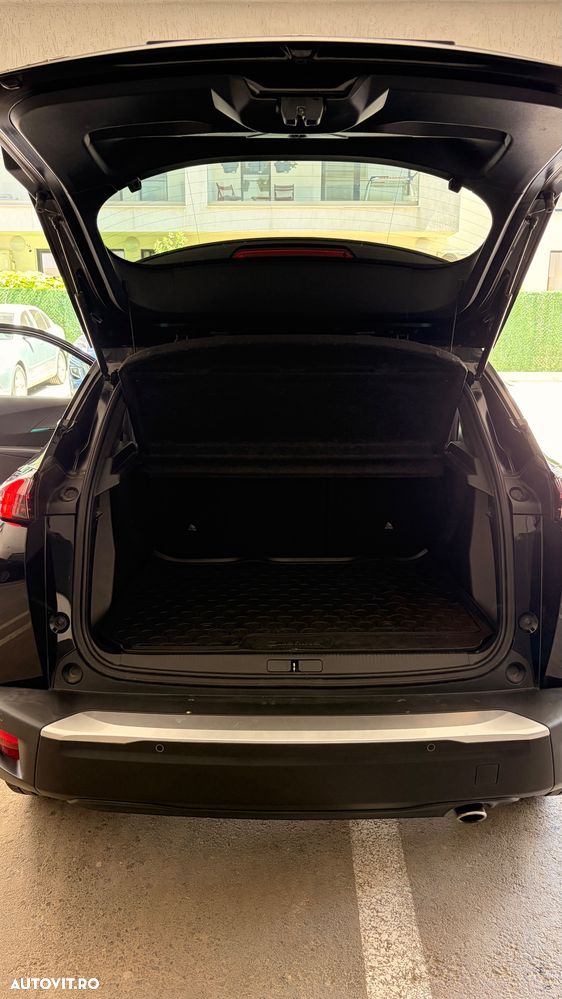 Peugeot 2008 1.5 BlueHDI STT EAT8 Allure - 12