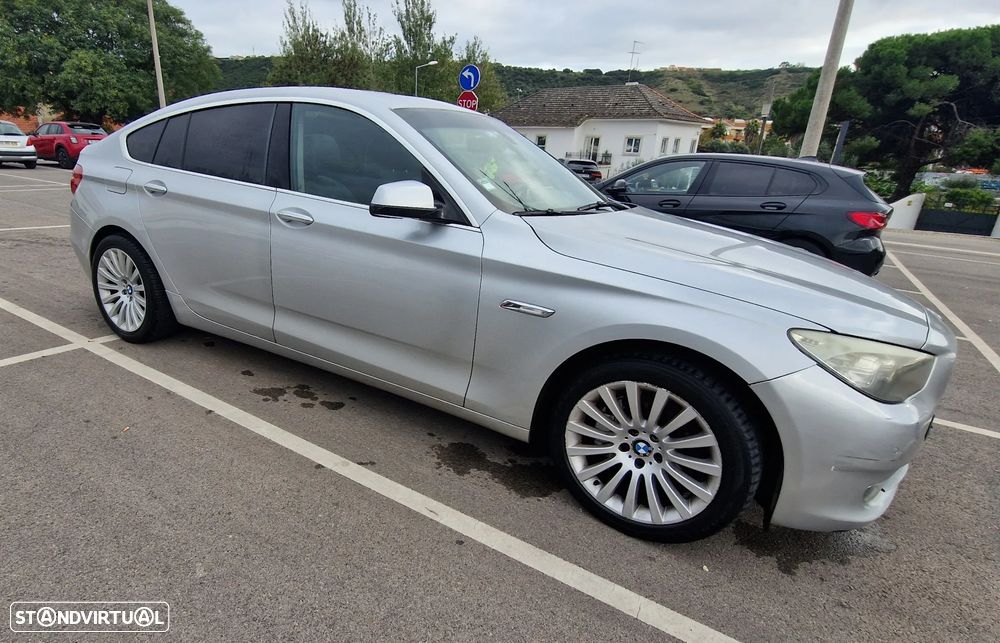BMW 530 Gran Turismo d - 2
