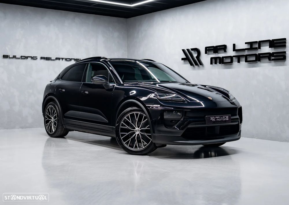 Porsche Macan Electric 4 - 1