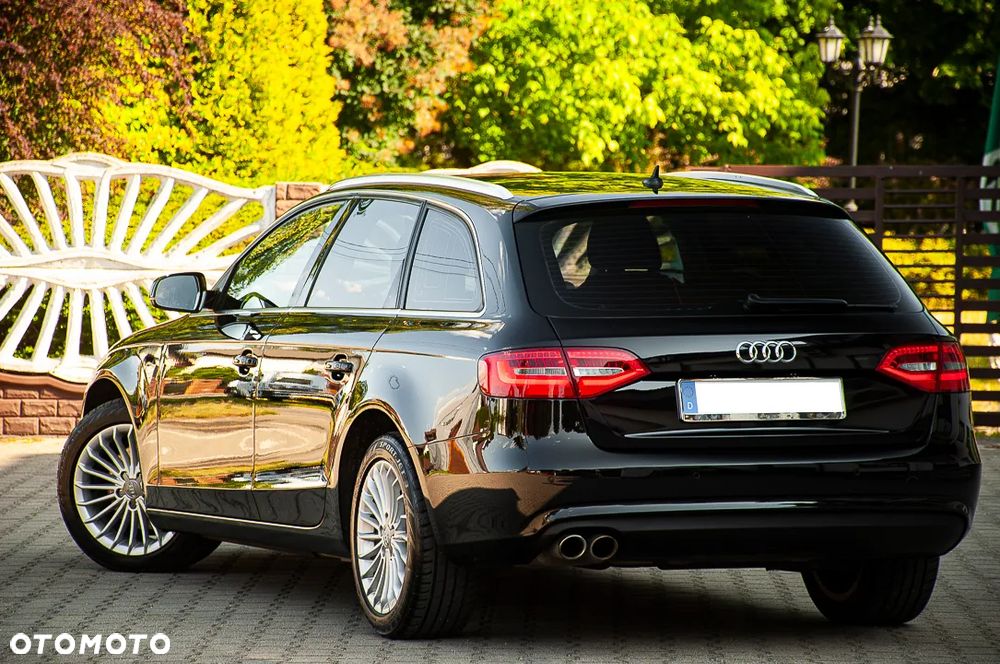Audi A4 Avant 2.0 TDI DPF clean diesel multitronic Ambiente - 12