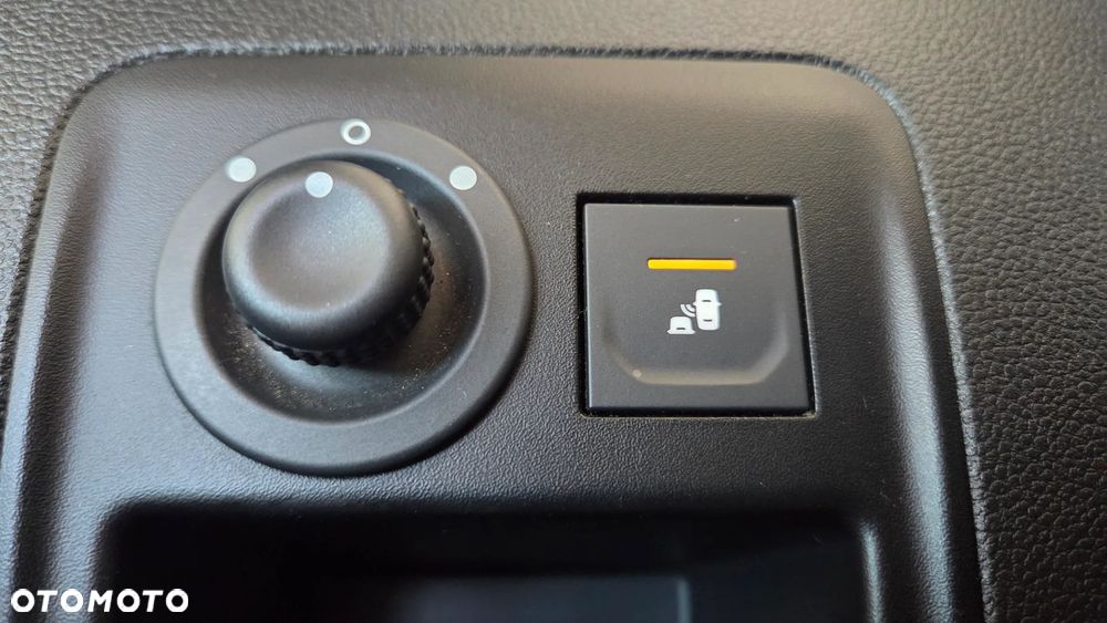 Dacia Duster 1.6 SCe Laureate S&S - 25