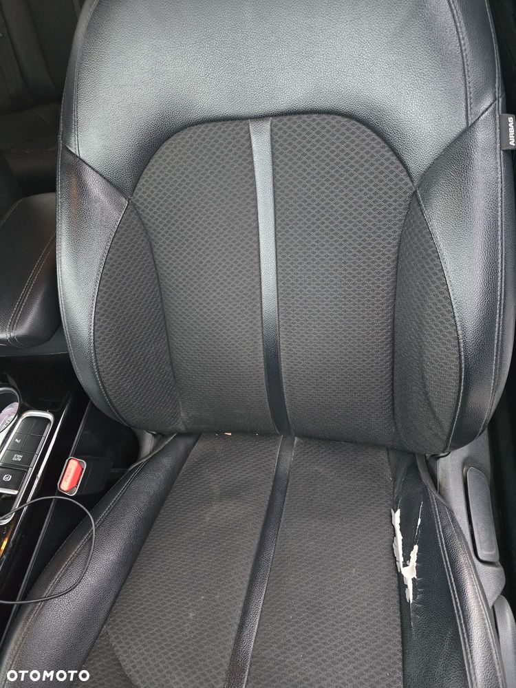 Kia Optima 2.0 L - 7