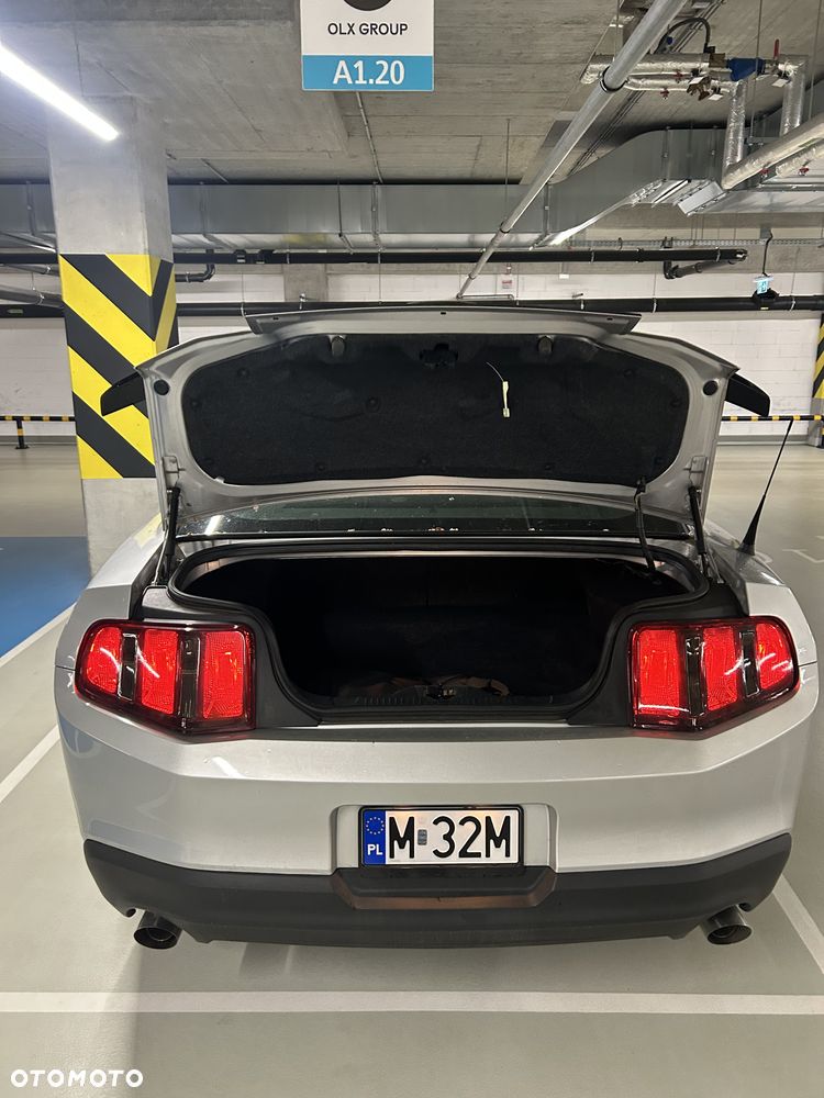 Ford Mustang - 6