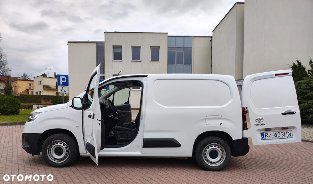 Toyota Proace - 21