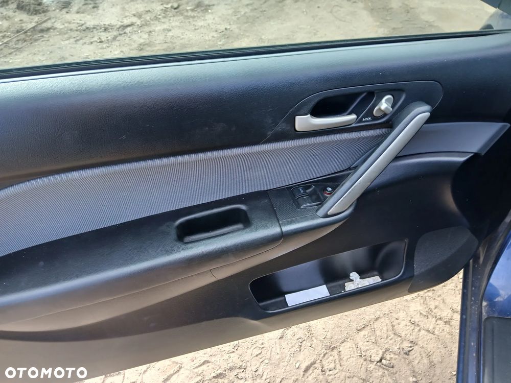 honda civic VII fotel fotele kanapa deska kokpit podsufitka boczek boczki klamka podłokietnik licznik - 3