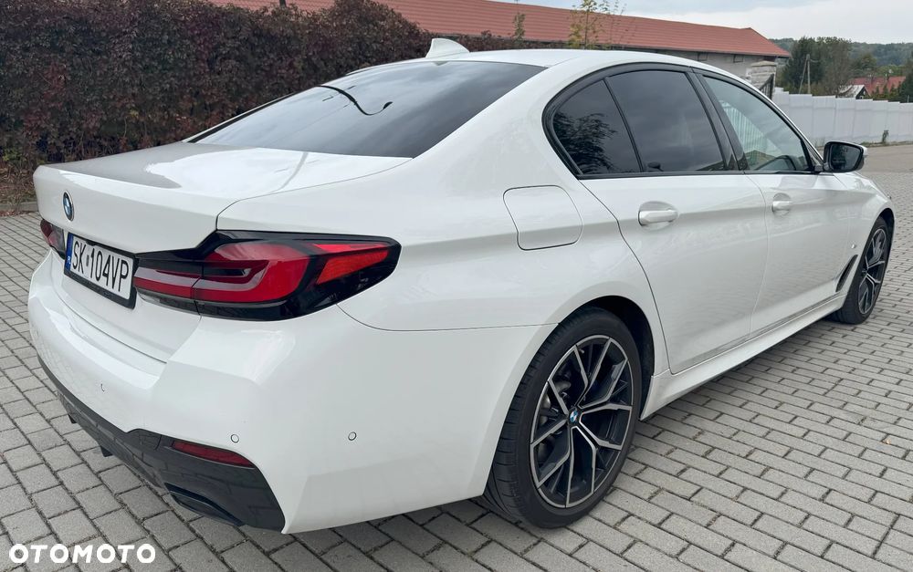 BMW Seria 5 530i xDrive - 8
