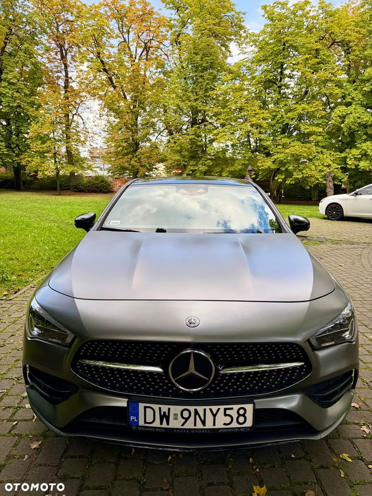 Mercedes-Benz CLA 250 E AMG Line 8G-DCT - 3