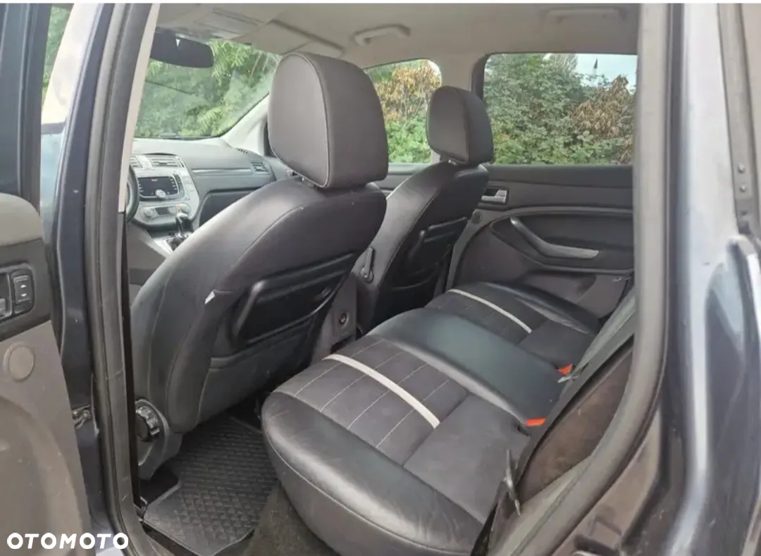 Ford Kuga 2.0 TDCi 4x4 Titanium - 9