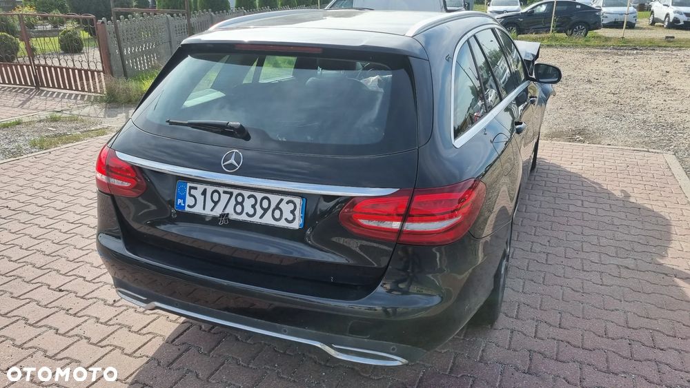 Mercedes-Benz Klasa C 220 CDI Classic - 24