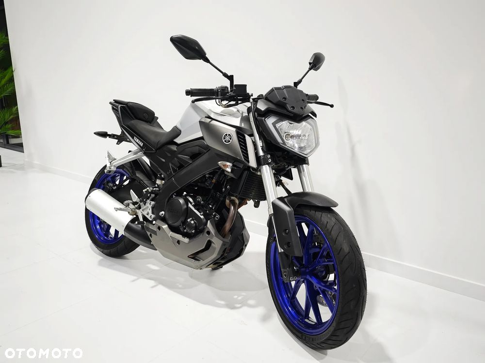 Yamaha MT - 2