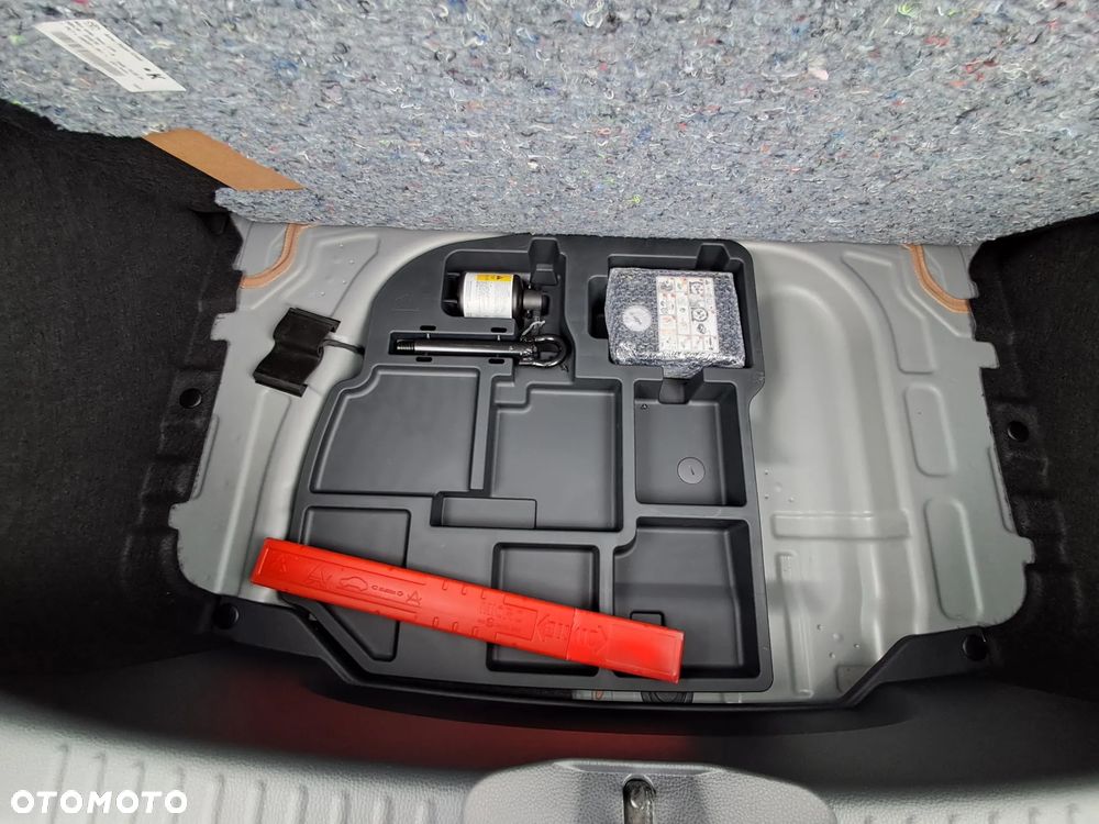 Toyota Aygo X Hybrid 1.5 Style e-CVT - 22