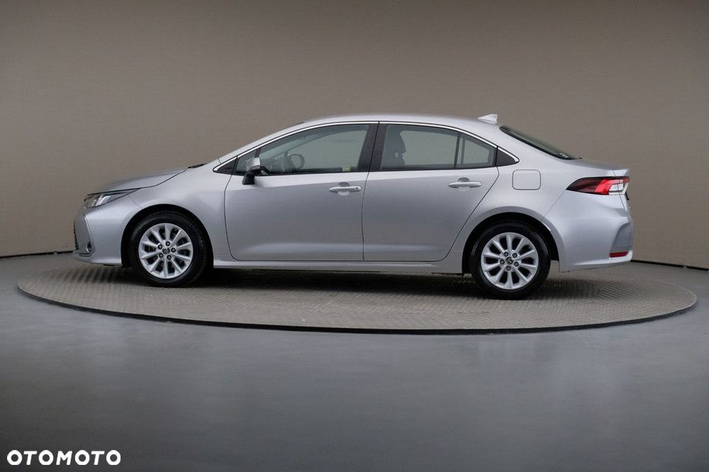 Toyota Corolla - 4