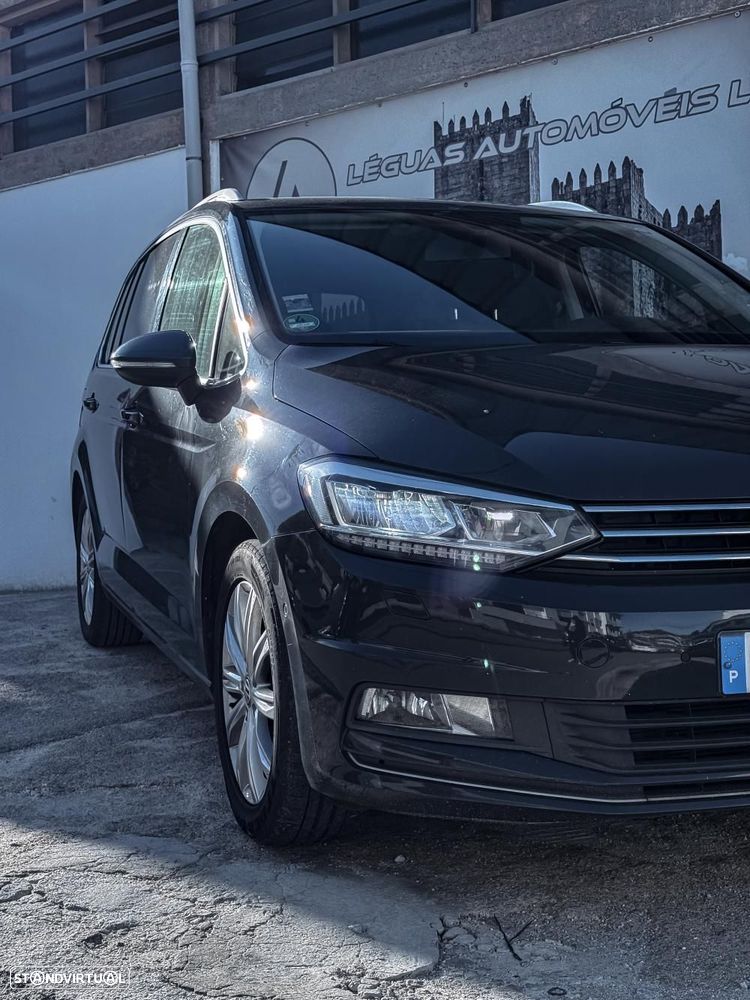 Volkswagen Touran 2.0 TDI Highline — fotografia 4