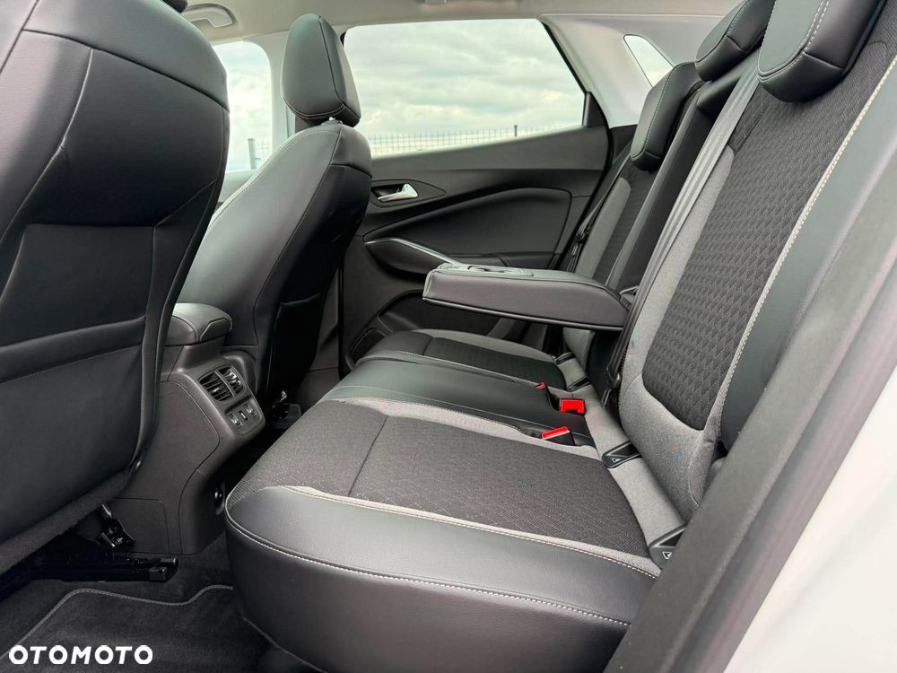 Opel Grandland X 1.5 D Start/Stop Automatik Business Edition - 23