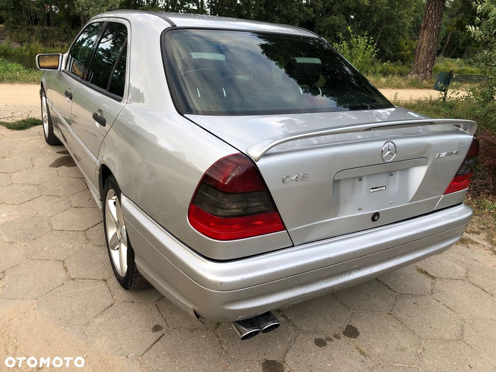 Mercedes-Benz Klasa C 43 AMG - 7