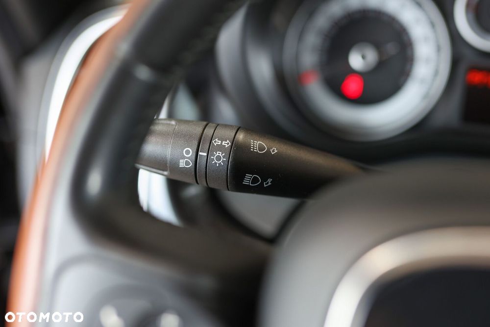 Fiat 500L 1.4 16V T-Jet Trekking - 29