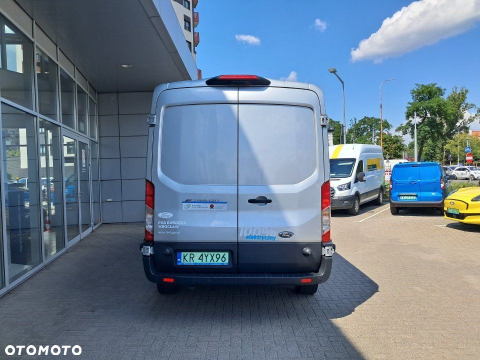 Ford Transit - 6